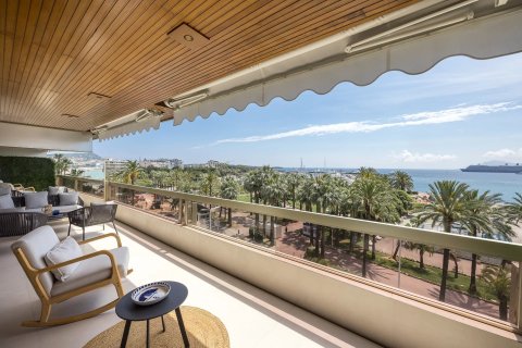 2 dormitorios Apartment en Cannes, France No. 67997 30