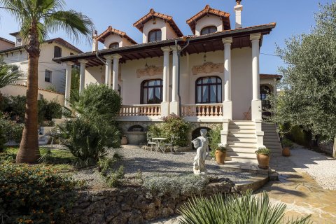 6 dormitorios House en Cannes, France No. 67999 1