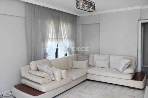 4+1 Apartment in Ankara, Turkey No. 11672 17