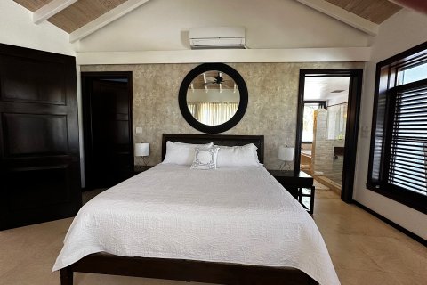 5 dormitorios Villa en Jolly Harbour, Antigua and Barbuda No. 61412 13