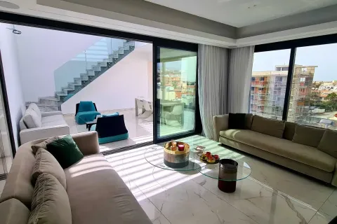 4 bedrooms Penthouse in Paphos, Cyprus No. 33266 3