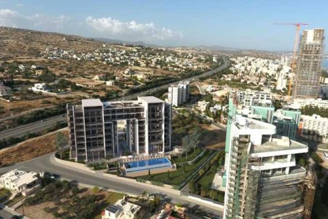 2 bedrooms Apartment in Agios Tychonas, Cyprus No. 64039 5