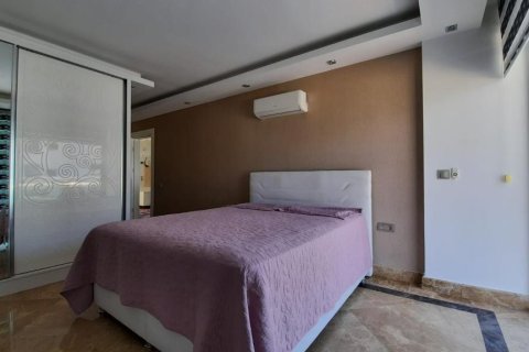 5+1 Villa in Alanya, Turkey No. 10818 23