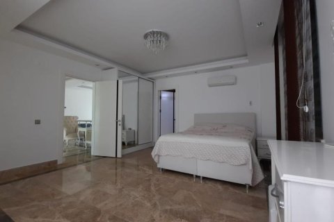 5+1 Villa in Alanya, Turkey No. 10818 4