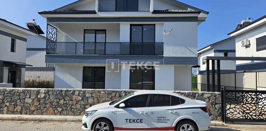 4+1 Villa en Fethiye, Turkey No. 53542