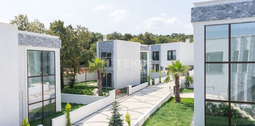 4+1 Villa en Sile, Turkey No. 20824