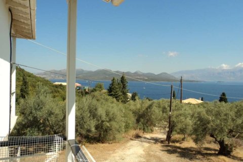 4 bedrooms Land in Lefkada, Greece No. 24644 1