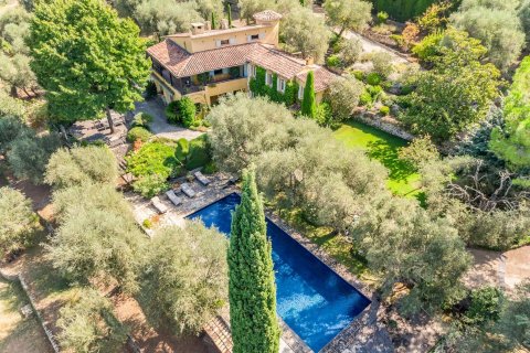 6 bedrooms Villa in Grasse, France No. 68071 1