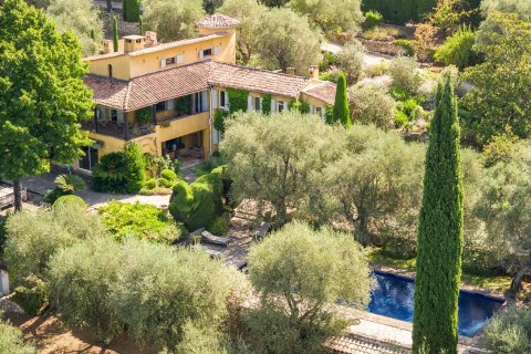 6 bedrooms Villa in Grasse, France No. 68071 2