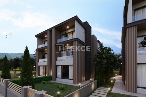 4+1 Villa in Mersin, Turkey No. 75237 4