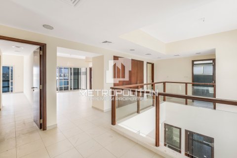 5 bedrooms Villa in Mina Al Arab, UAE No. 10300 22