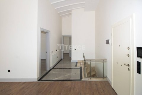 4+1 Apartment in Istanbul, Turkey No. 11284 30