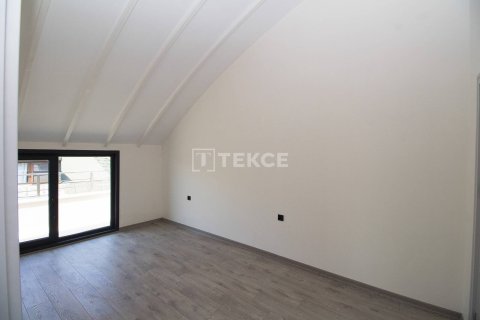 Квартира 4+1 в Стамбул, Турция №11284 22