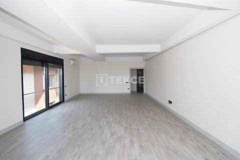 Квартира 4+1 в Стамбул, Турция №11284 9