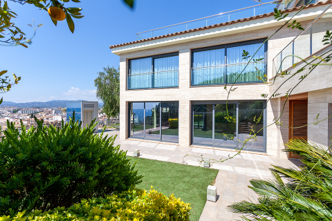 4 dormitorios House en Blanes, Spain No. 25429 15