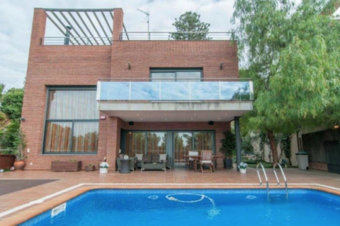 4 chambres House à Castelldefels, Spain No. 25428 3