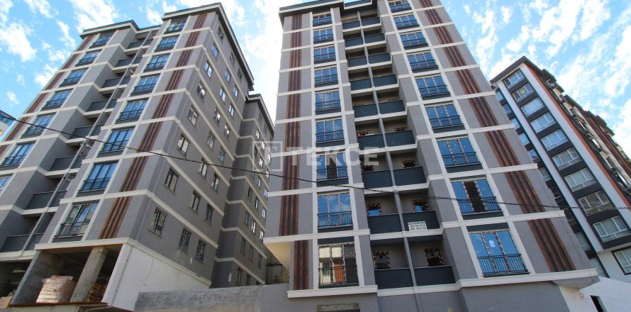 2+1 Apartment in Istanbul, Turkey No. 13387