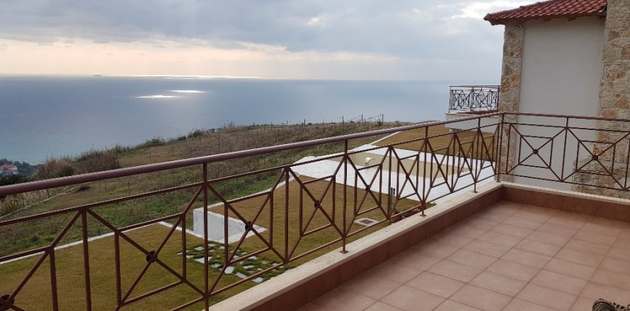 1 bedroom House in Chalkidiki, Greece No. 56703