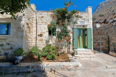 3 bedrooms Villa in Chania, Greece No. 23997 23