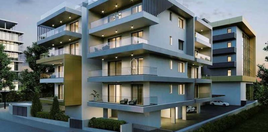 3 bedrooms Penthouse in Mesa Geitonia, Cyprus No. 77565