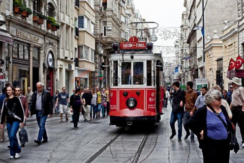 1+1 Apartment in Beyoglu, Turkey No. 16811 6