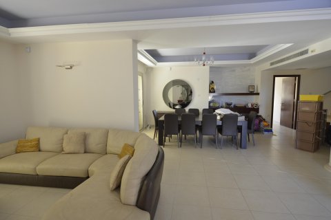 8 dormitorios Villa en Paphos, Cyprus No. 37804 8