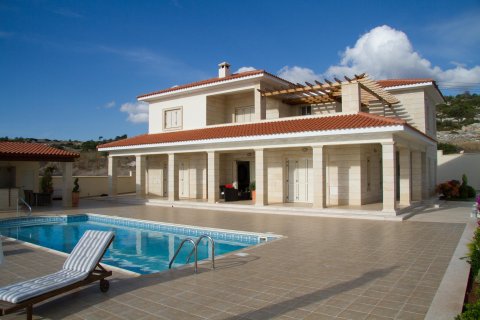 8 dormitorios Villa en Paphos, Cyprus No. 37804 1