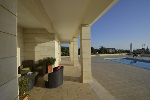 8 dormitorios Villa en Paphos, Cyprus No. 37804 7