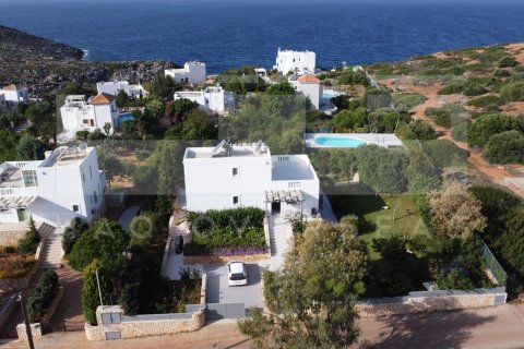 4 bedrooms Villa in Crete, Greece No. 24396 7