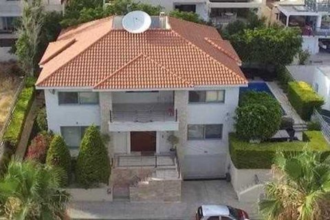 5 bedrooms House in Mesa Geitonia, Cyprus No. 39669 2