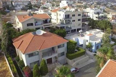 5 bedrooms House in Mesa Geitonia, Cyprus No. 39669 9