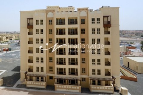 3 dormitorios Apartment en Baniyas, UAE No. 3588 1