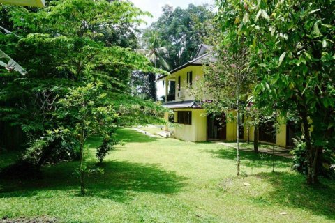 8 bedrooms House in Klungkung, Indonesia No. 23064 17