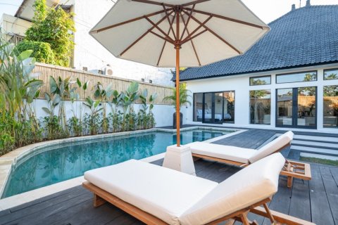 3 dormitorios Villa en Canggu, Indonesia No. 23063 4