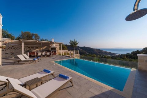 220m² Villa en Gazi, Greece No. 56118 11