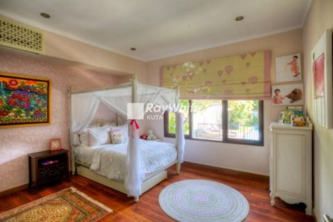 3 bedrooms Villa in Sanur, Indonesia No. 23003 2