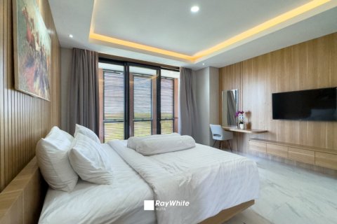 3 bedrooms Villa in Jimbaran, Indonesia No. 23015 13