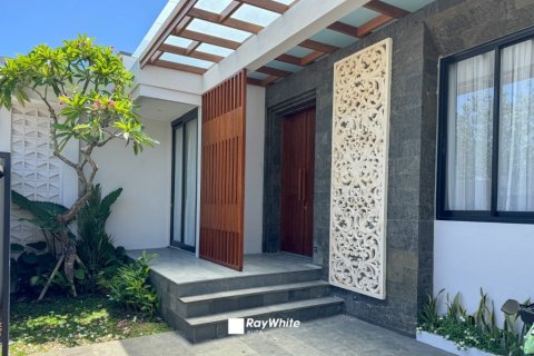 3 bedrooms Villa in Jimbaran, Indonesia No. 23015 5