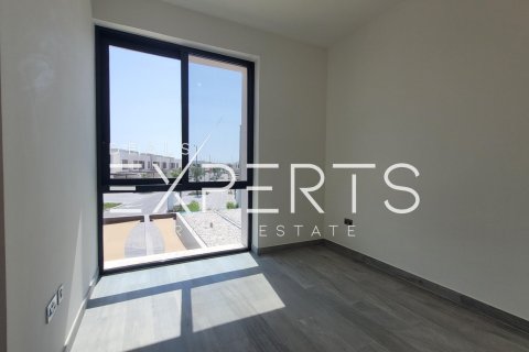 2 bedrooms Townhouse on the Yas Island, UAE No. 10025 25