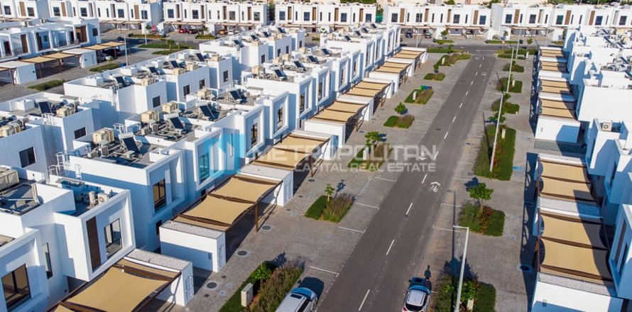 1 bedroom Apartment in Al Ghadeer 2, UAE No. 10503