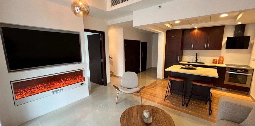 3 bedrooms Apartment in Dubai, UAE No. 7545