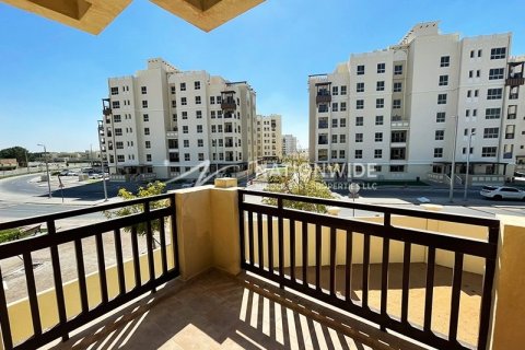 4 dormitorios Villa en Baniyas, UAE No. 3385 7