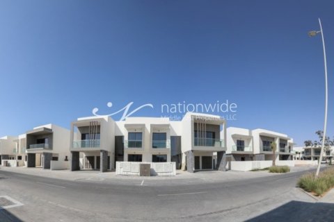 5 bedrooms Villa on the Yas Island, UAE No. 3275 1