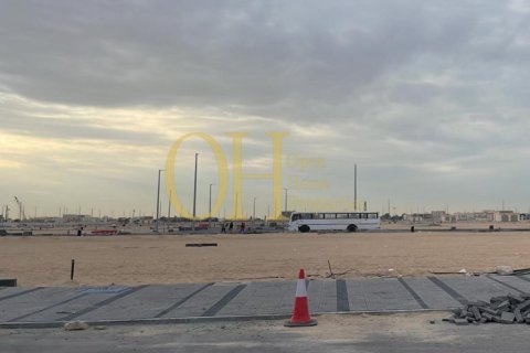 938.9m² Land en Khalifa City, UAE No. 10200 3