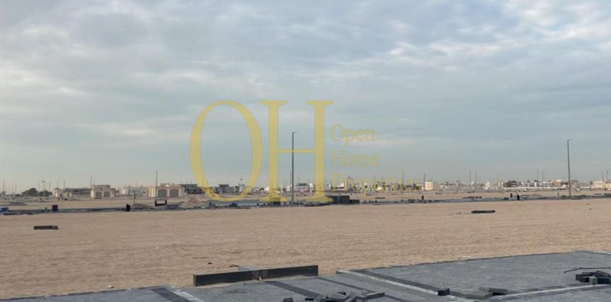 938.9m² Land in Khalifa City, UAE No. 10200