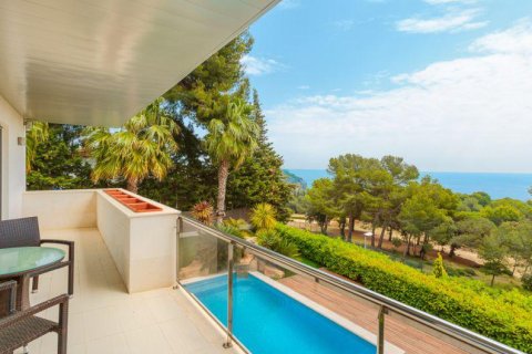 4 bedrooms House in Blanes, Spain No. 25530 1