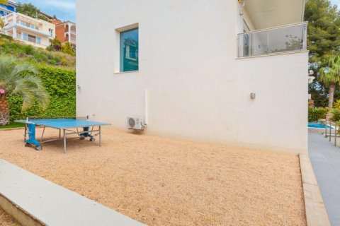 4 dormitorios House en Blanes, Spain No. 25530 8