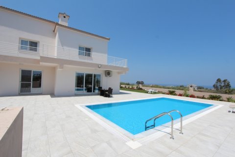 4 bedrooms Villa in Protaras, Cyprus No. 36581 3