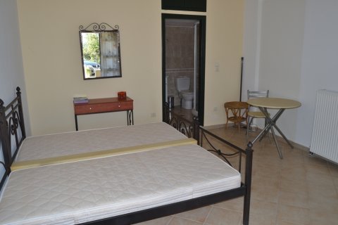 2 bedrooms Villa in Corfu, Greece No. 60002 17