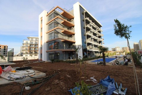 2+1 Apartment en Aksu, Turkey No. 17302 21